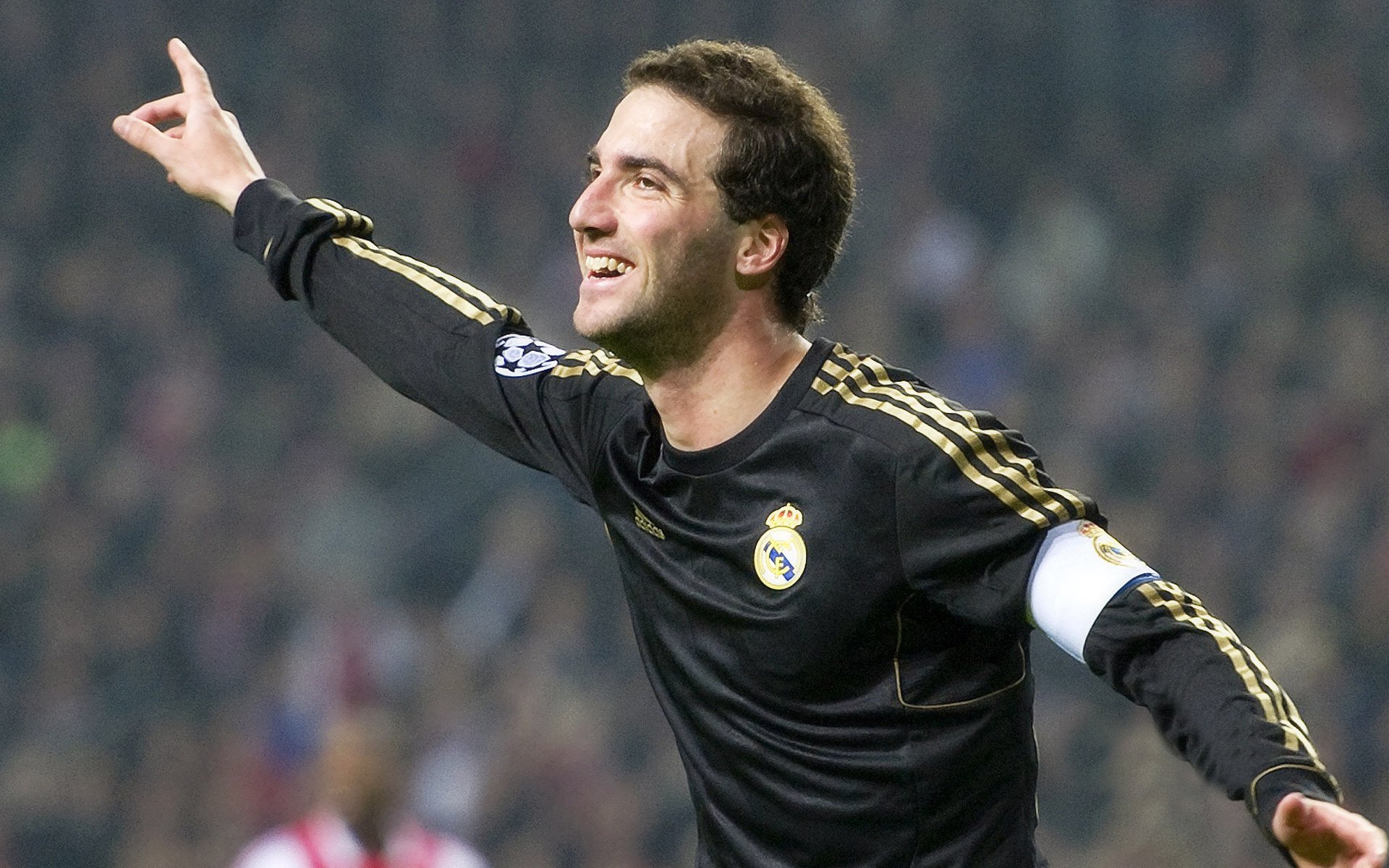 英超边路传中战术革新对进球效率的影响分析,英超进攻型球队