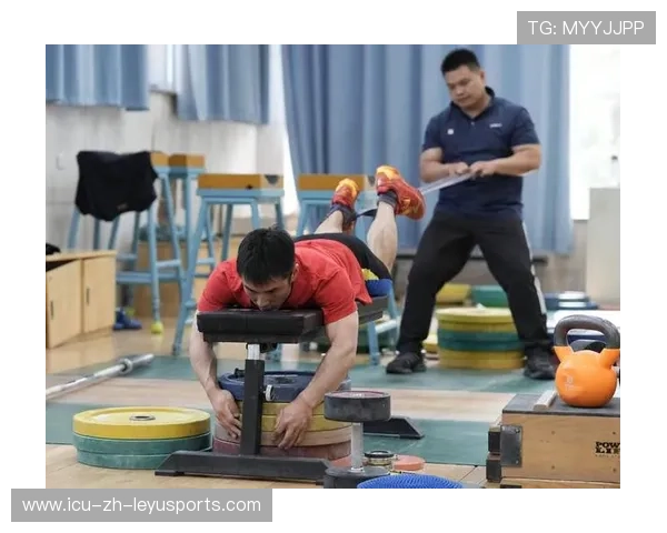 举重俱乐部联合高校开展科研合作，举重团队