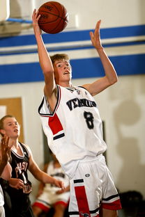 乐鱼体育官网登录-篮球运动员比赛中应激反应及心理调适方法，篮球比赛运动员注意事项